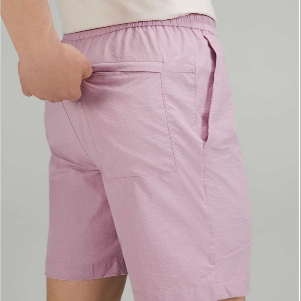 Lululemon - Picture 3 of 6